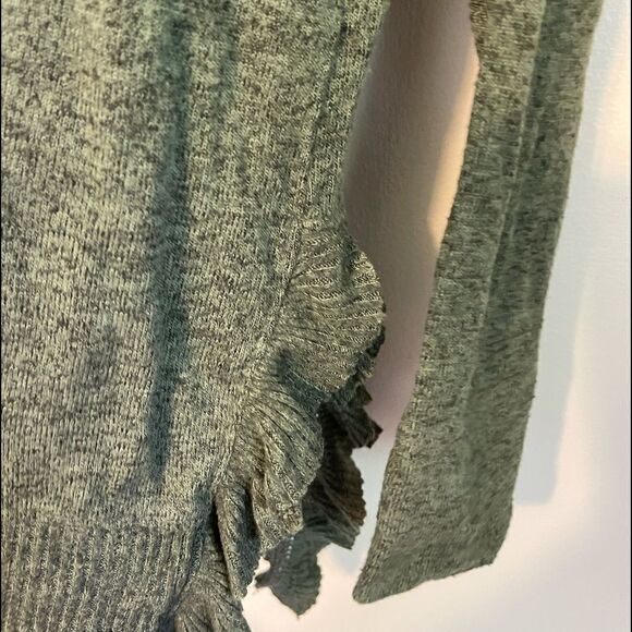 ANTHROPOLOGIE POSTAGE STAMP Fleece V Neck Sweater - Picture 6 of 8